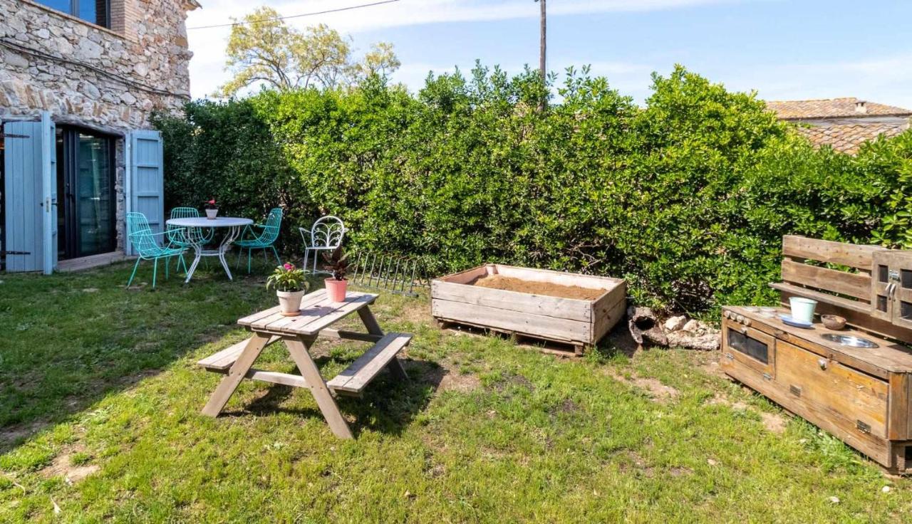 OCELLS DE MONTGRÍ apartamento rural en el Baix Empordà Sobrestany Esterno foto