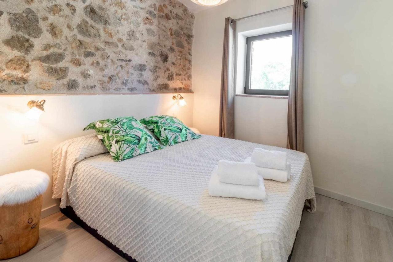 OCELLS DE MONTGRÍ apartamento rural en el Baix Empordà Sobrestany Esterno foto